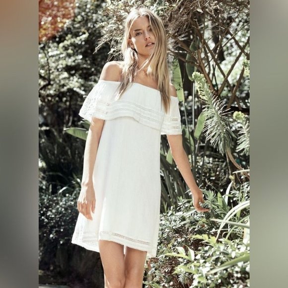 Aritzia Dresses & Skirts - Aritzia Wilfred Emmie Mini Dress Off the Shoulder White Prairie Size  Large